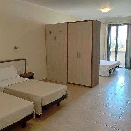 B&B Hotel Helios Uggiano La Chiesa Extérieur photo