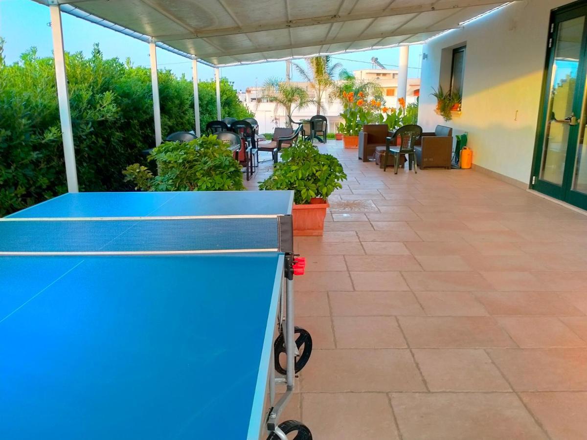 B&B Hotel Helios Uggiano La Chiesa Extérieur photo